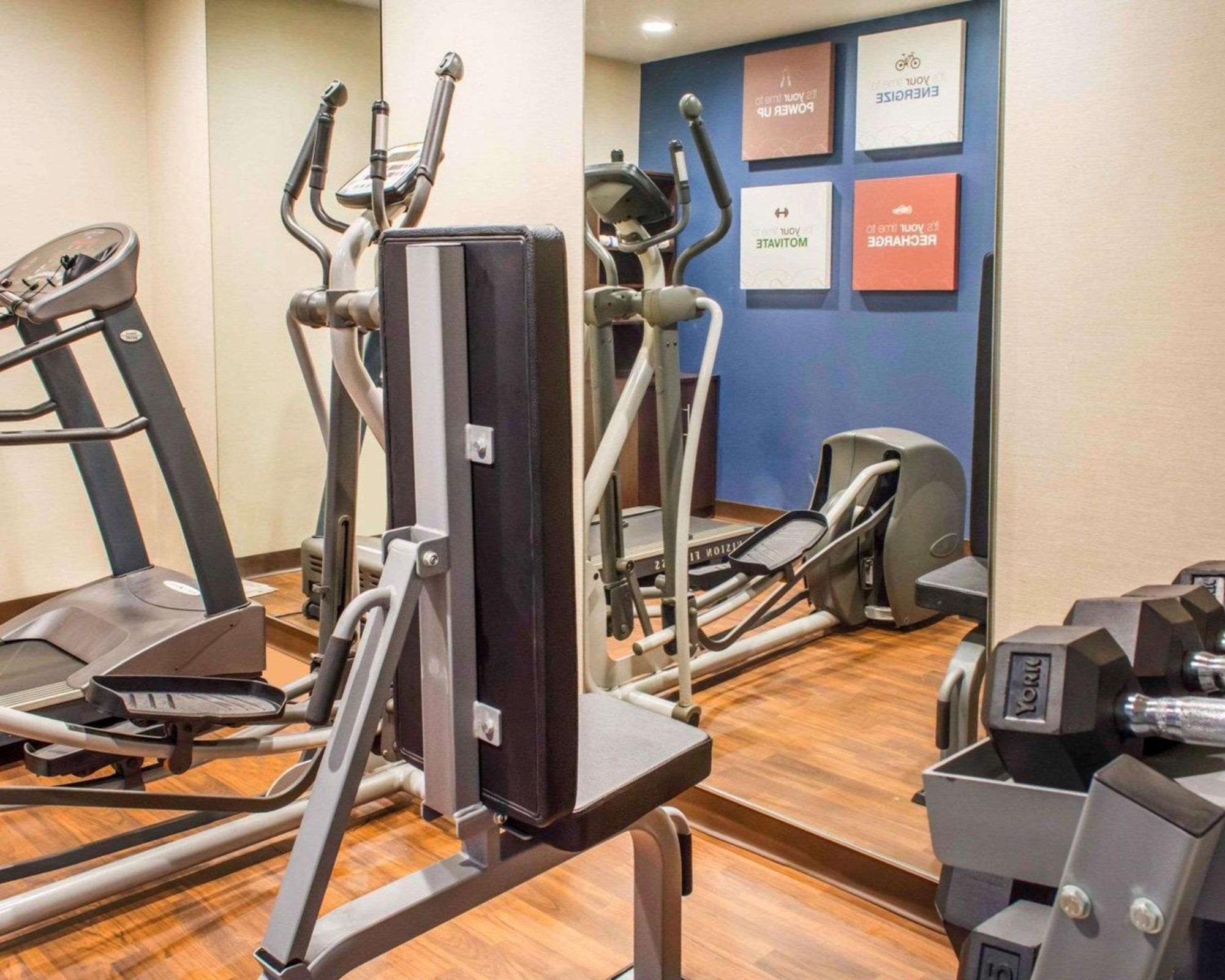 וולדורף Quality Suites מראה חיצוני תמונה